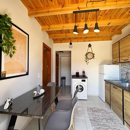 Case de vacanță Burnelia Garden House *