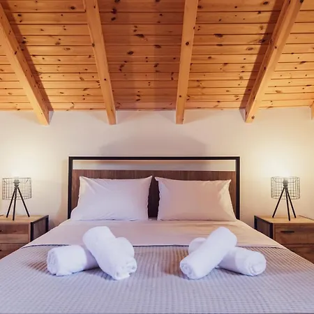 Burnelia Garden House Tatil Evi Lefkimmi (Corfu)