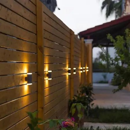 Burnelia Garden House Tatil Evi *